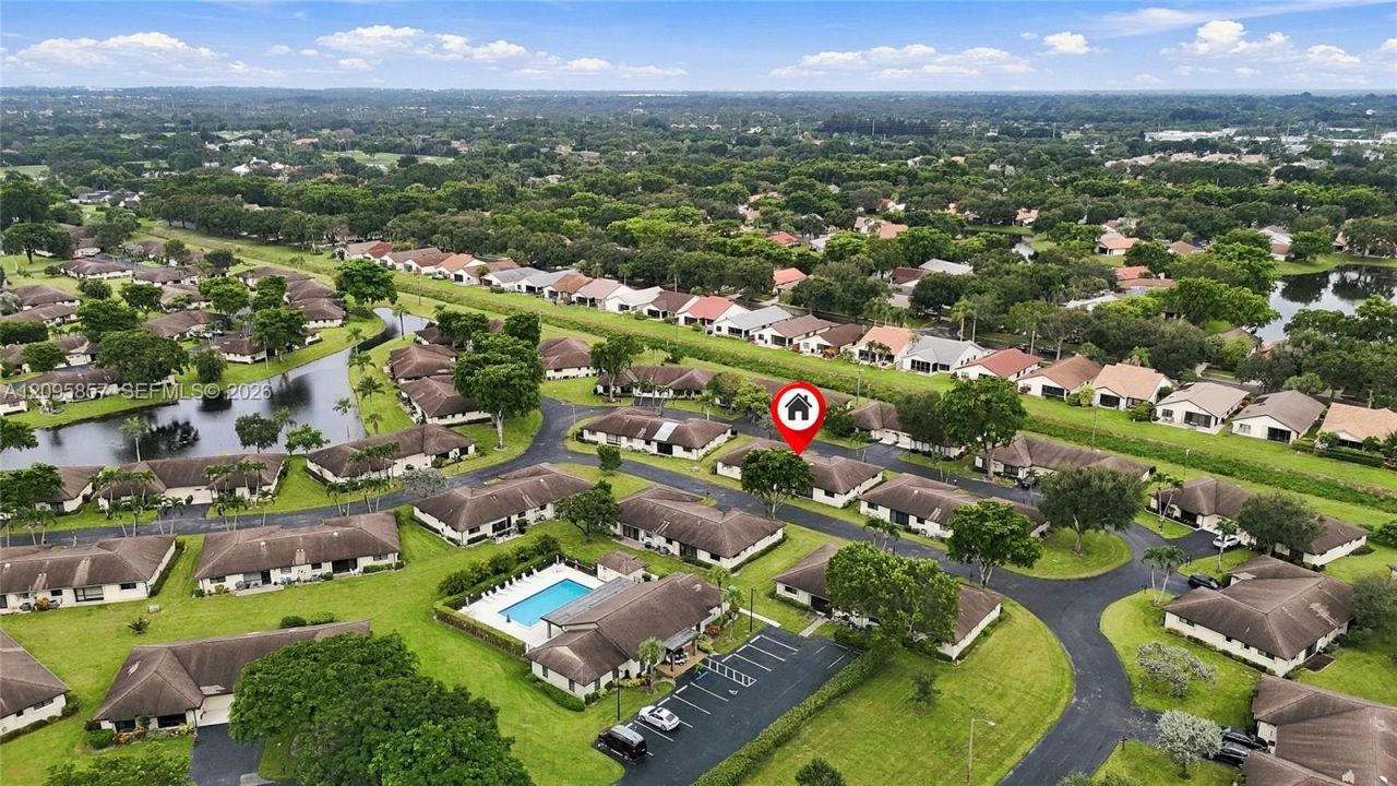 4865 Equestrian Rd , Unit B, Boynton Beach, FL 33436 Photo