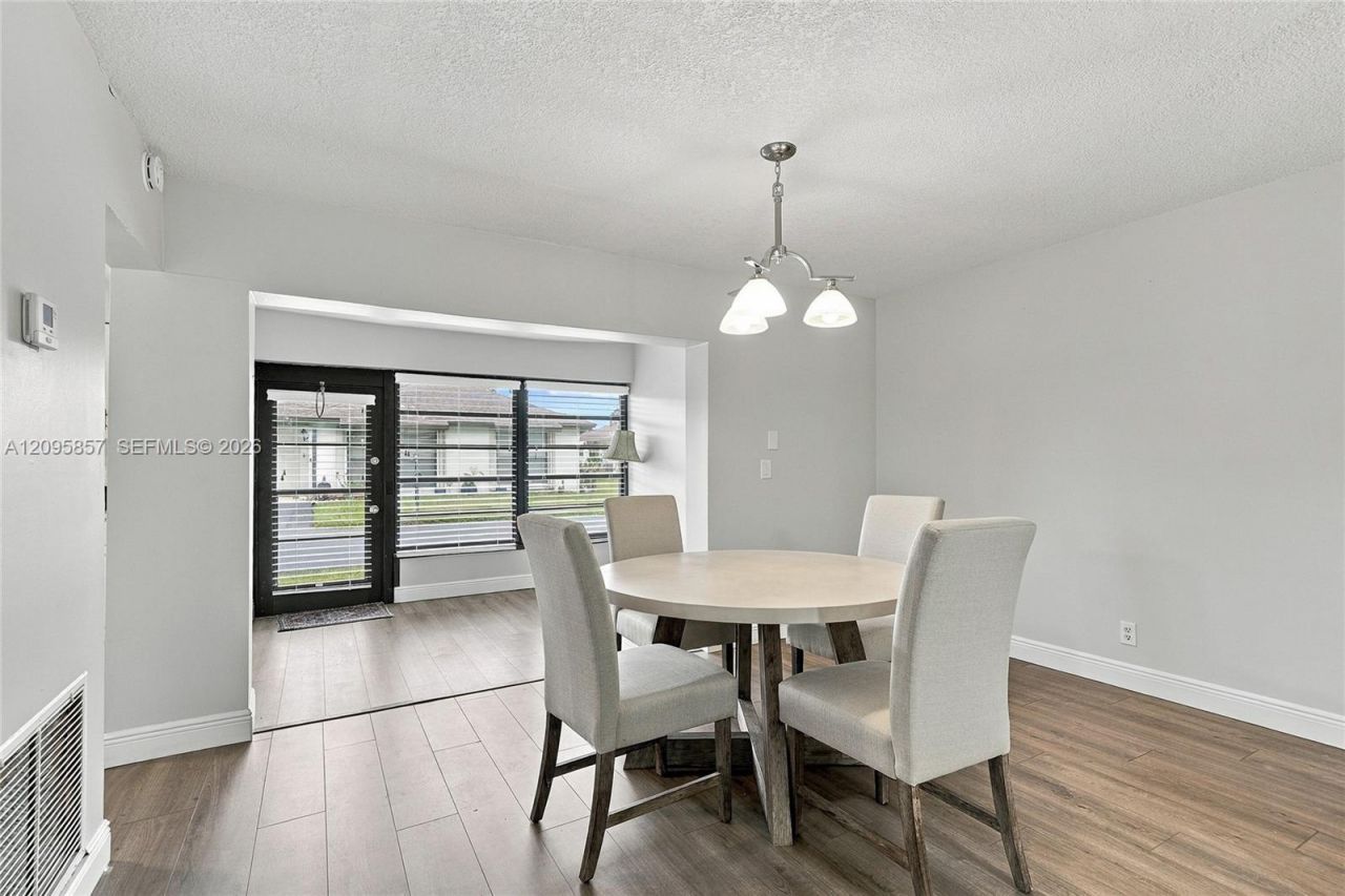 4865 Equestrian Rd , Unit B, Boynton Beach, FL 33436 Photo