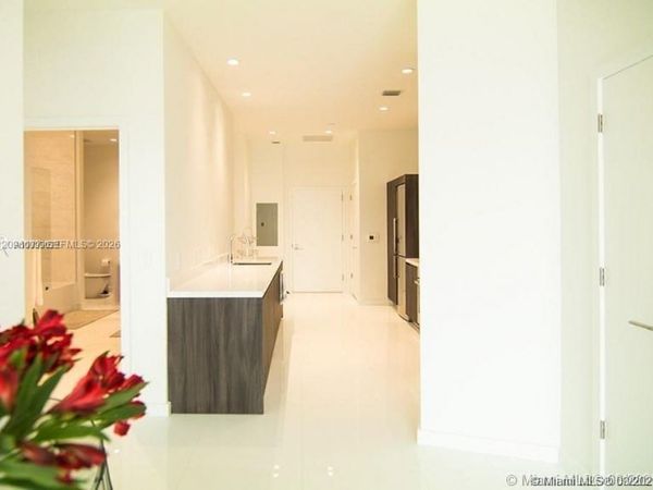 851 NE 1st Ave , Unit 510, Miami, FL 33132