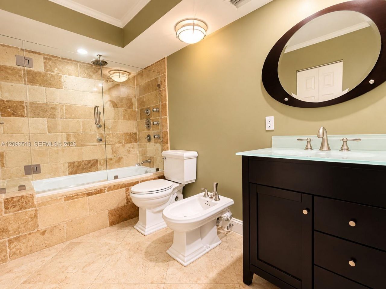 2401 Collins Ave , Unit 1807, Miami Beach, FL 33140 Photo