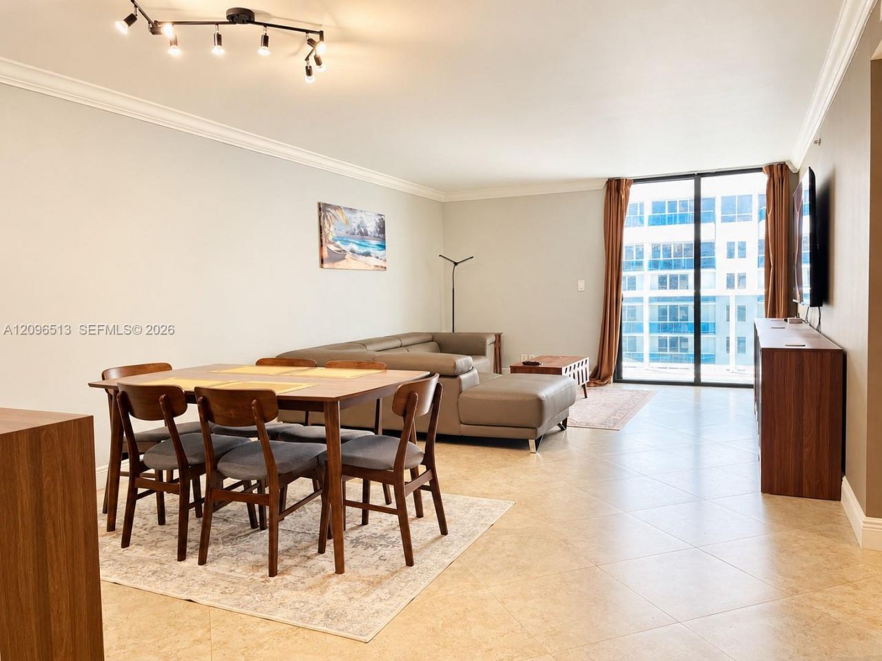 2401 Collins Ave , Unit 1807, Miami Beach, FL 33140 Photo