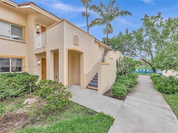 6245 SW 47th Mnr , Unit 203, Davie, FL 33314