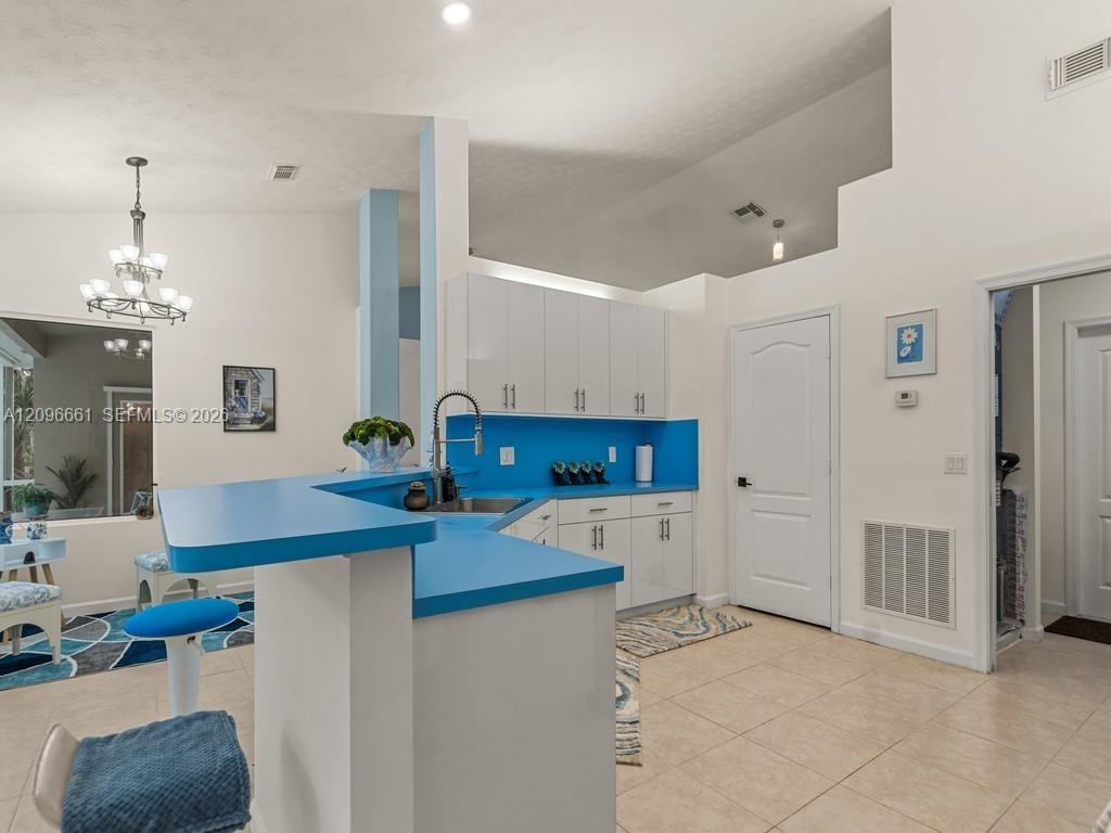 6840 NW Granger Ave, Port Saint Lucie, FL 34983 Photo