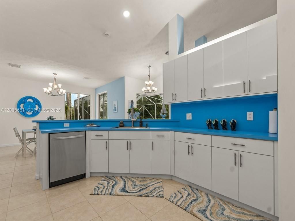 6840 NW Granger Ave, Port Saint Lucie, FL 34983 Photo