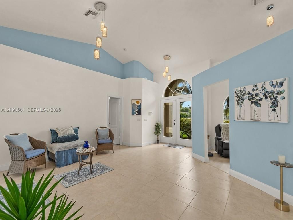 6840 NW Granger Ave, Port Saint Lucie, FL 34983 Photo