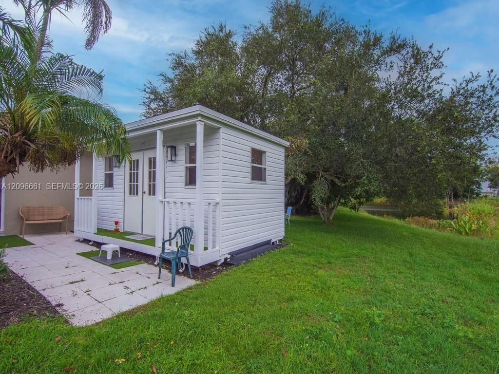 6840 NW Granger Ave, Port Saint Lucie, FL 34983 Photo