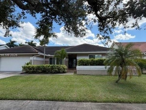 16190 NW 14th St , Pembroke Pines, FL 33028