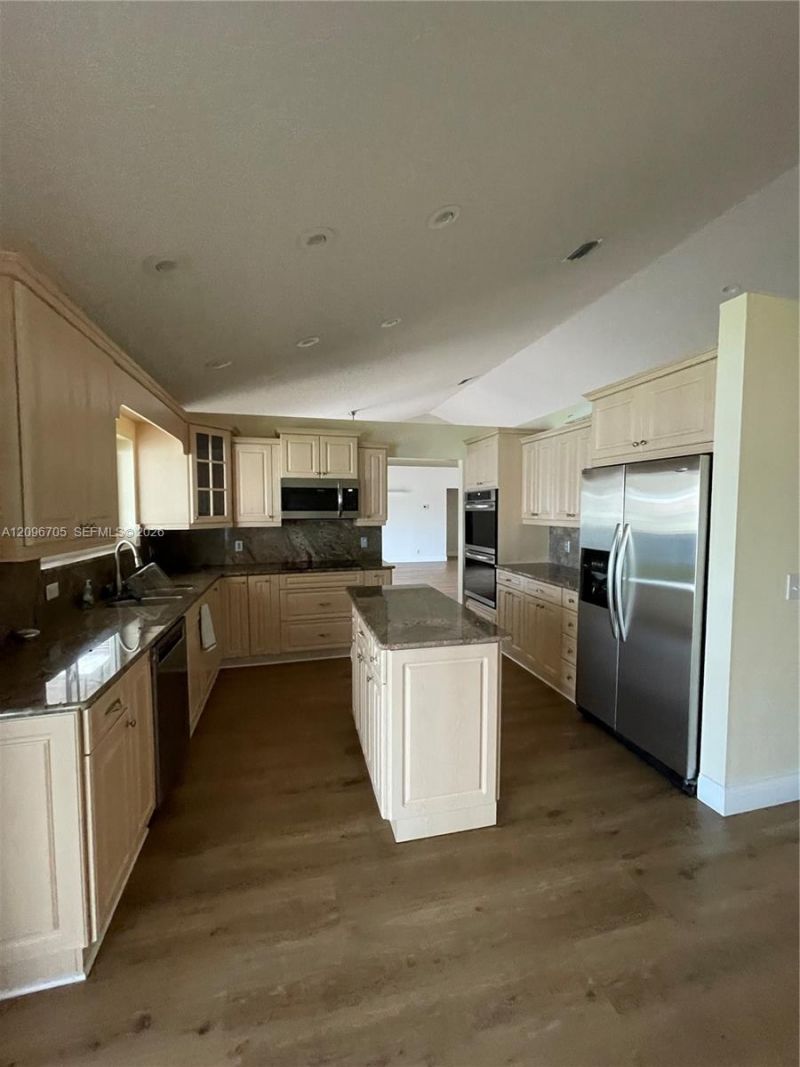 16190 NW 14th St, Pembroke Pines, FL 33028 Photo
