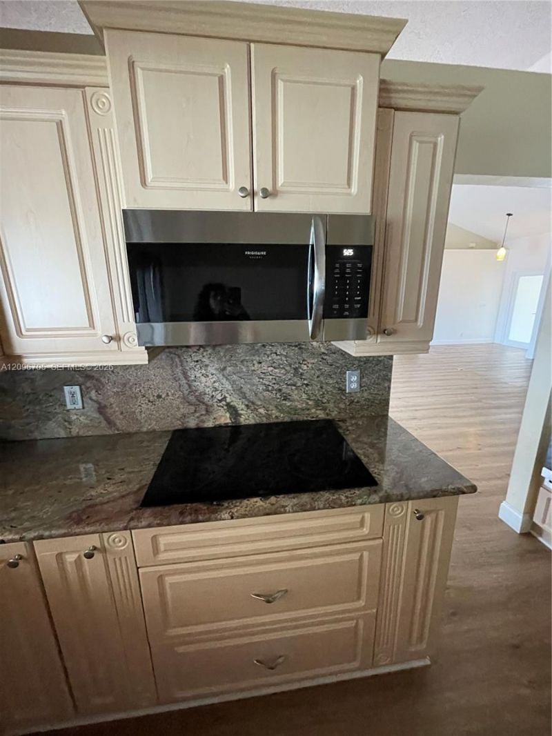 16190 NW 14th St, Pembroke Pines, FL 33028 Photo
