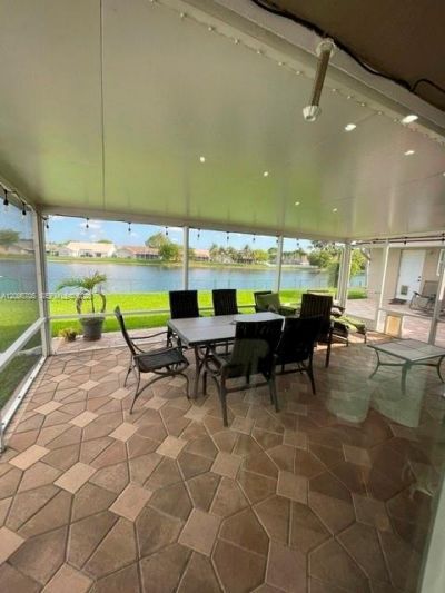 16190 NW 14th St, Pembroke Pines, FL 33028 Photo