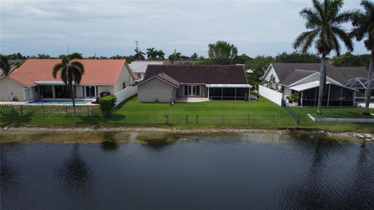 16190 NW 14th St, Pembroke Pines, FL 33028 Photo