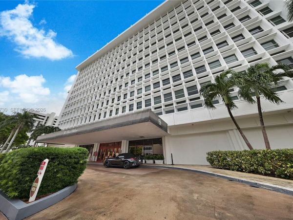 700 Biltmore Way , Unit 802, Coral Gables, FL 33134