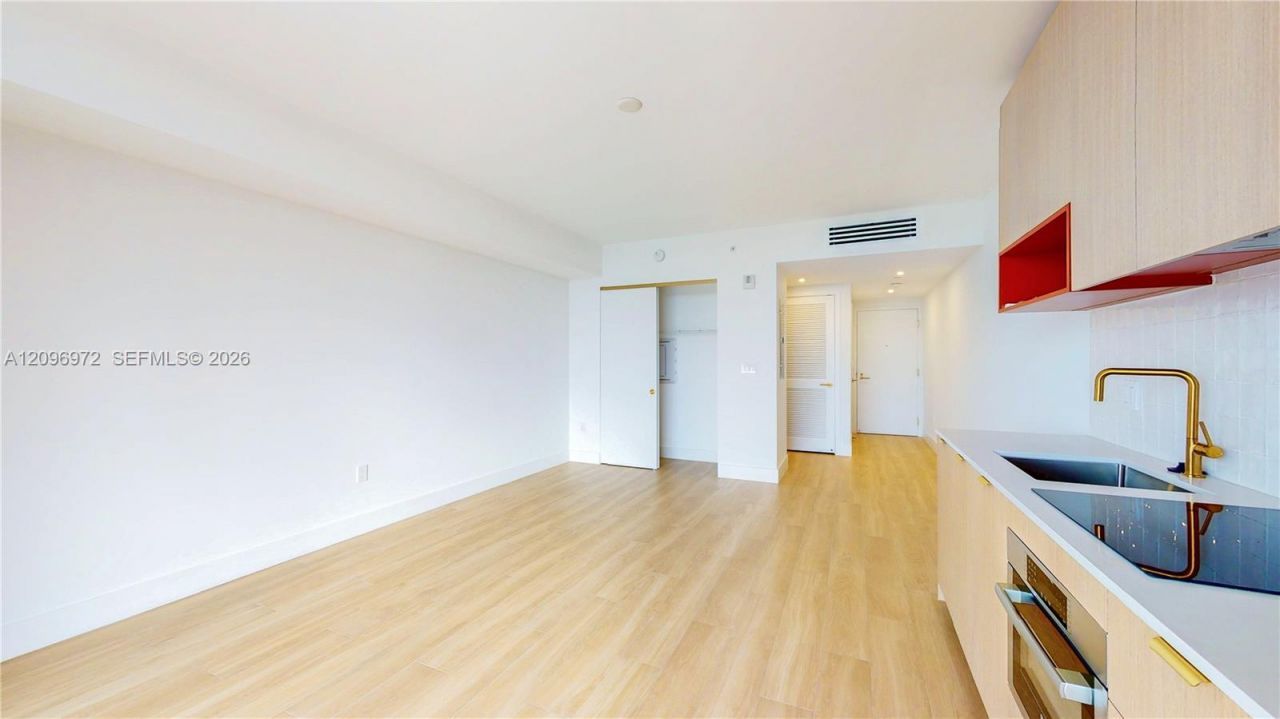 90 32nd Street , Unit 922, Miami, FL 33127 Photo