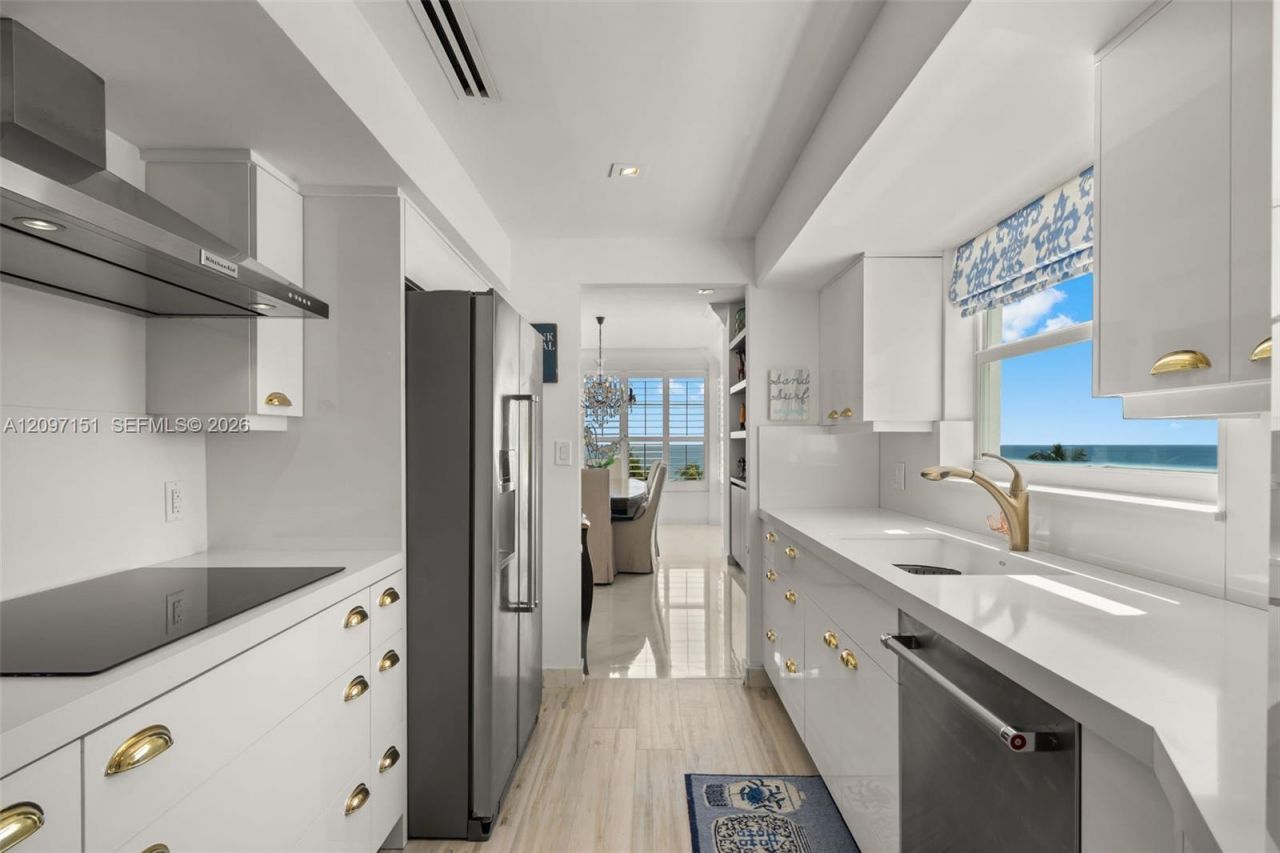 4925 Collins Ave , Unit 4A, Miami Beach, FL 33140 Photo