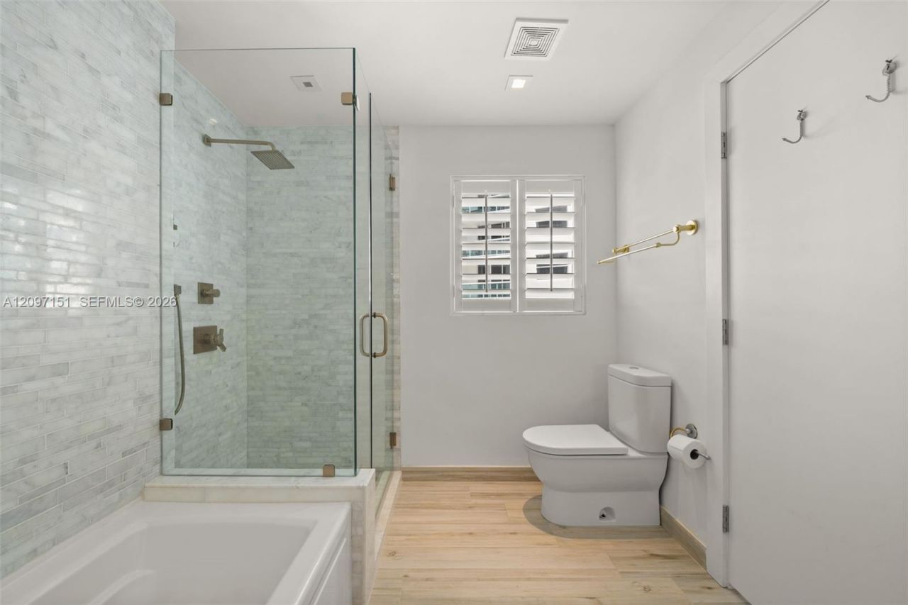 4925 Collins Ave , Unit 4A, Miami Beach, FL 33140 Photo