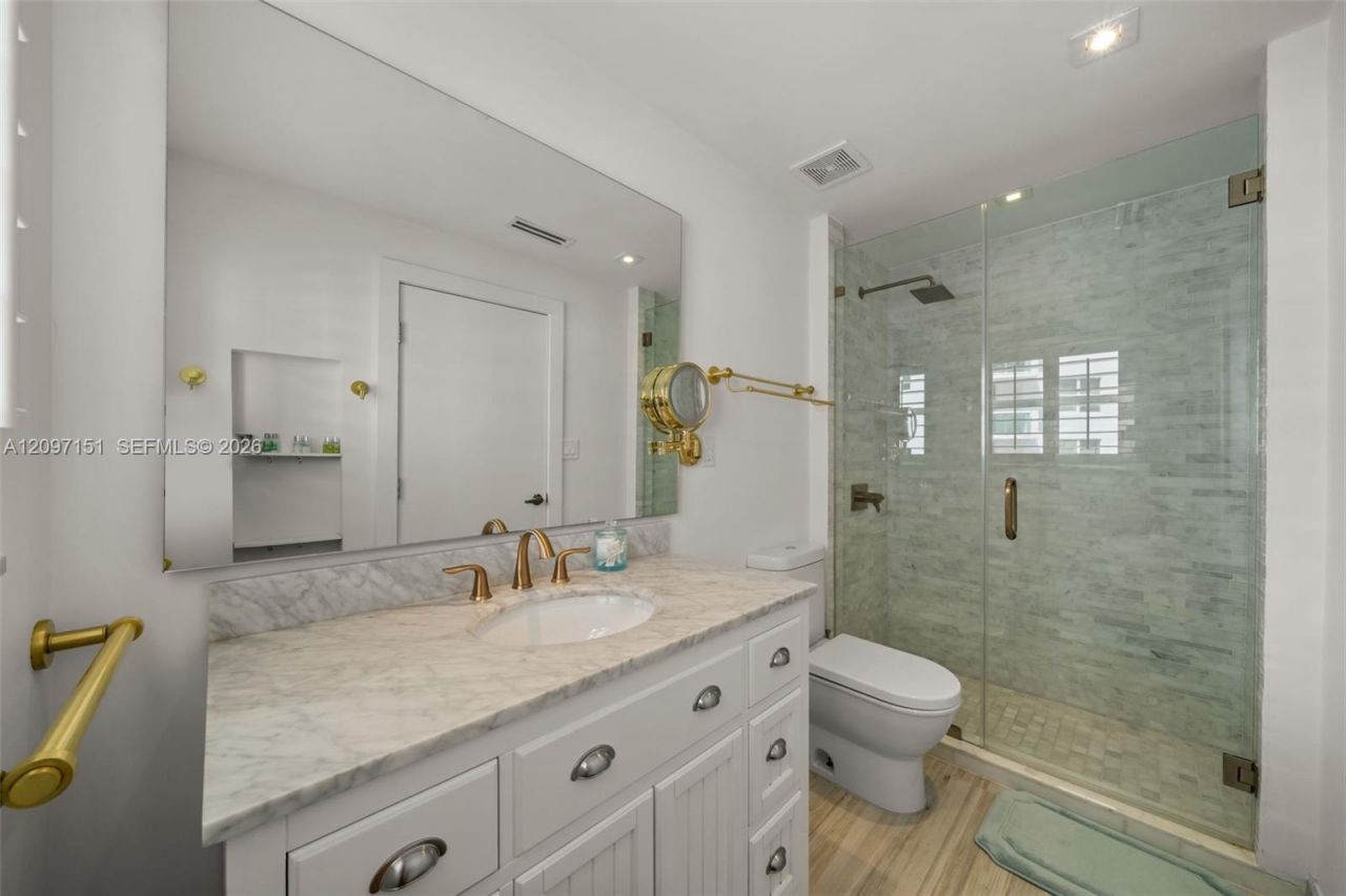 4925 Collins Ave , Unit 4A, Miami Beach, FL 33140 Photo
