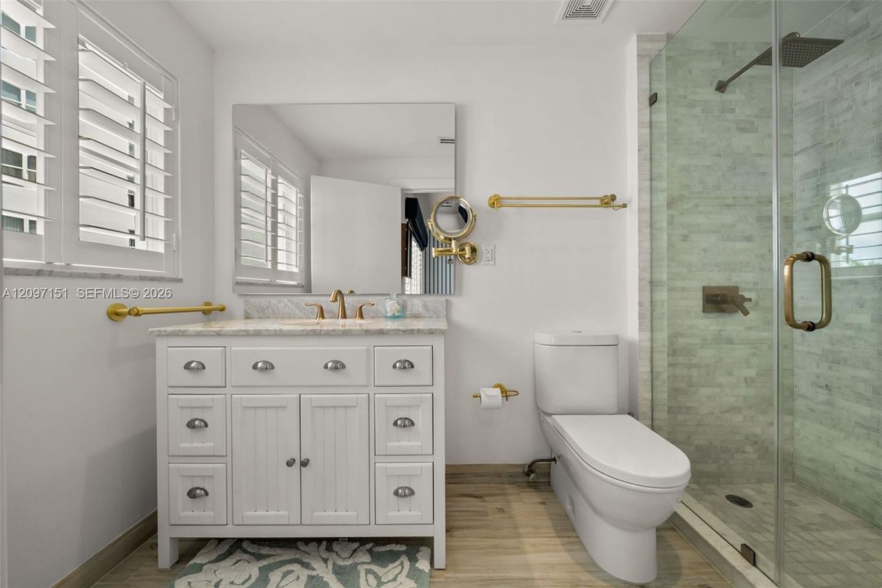 4925 Collins Ave , Unit 4A, Miami Beach, FL 33140 Photo