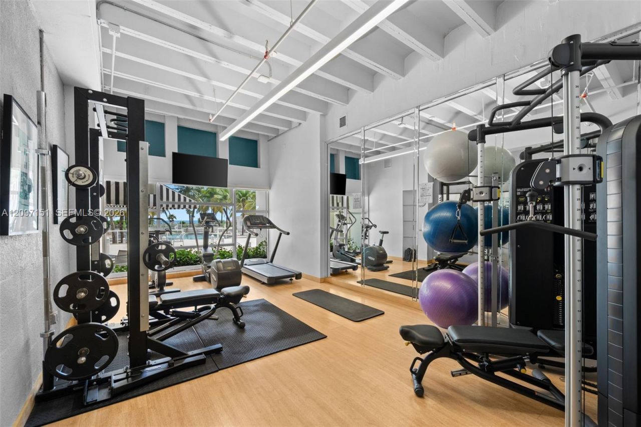 4925 Collins Ave , Unit 4A, Miami Beach, FL 33140 Photo