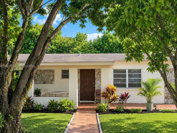 3420 NW 87th Ter , Miami, FL 33147