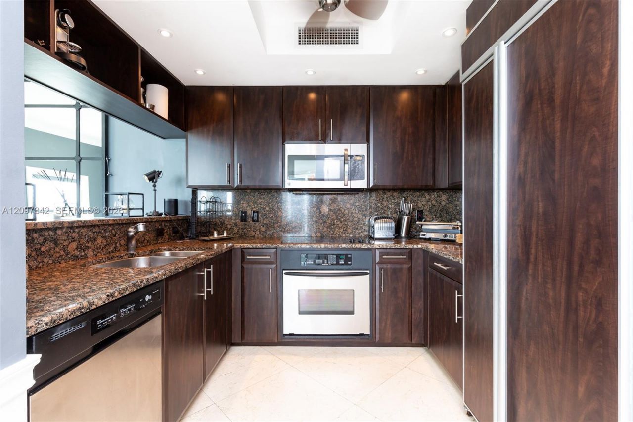 3350 SW 27th Ave , Unit 1704, Coconut Grove, FL 33133 Photo