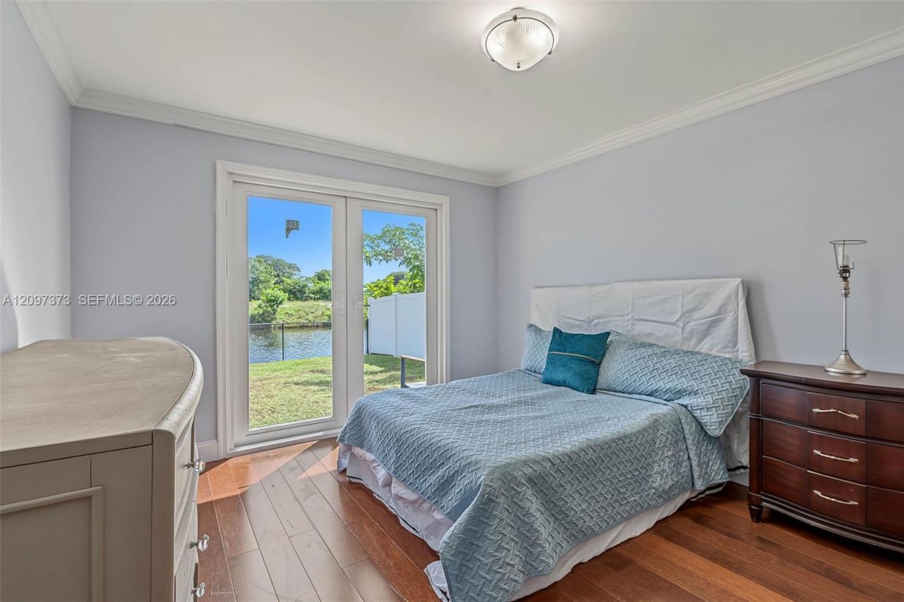 7904 NW 66th Ter, Tamarac, FL 33321 Photo