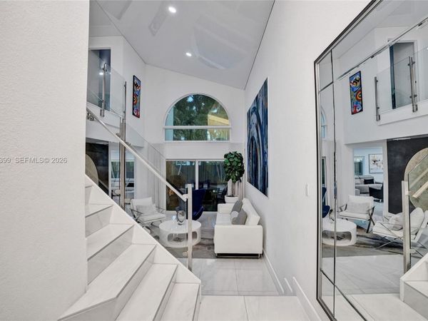 11366 NW 52nd St , Doral, FL 33178