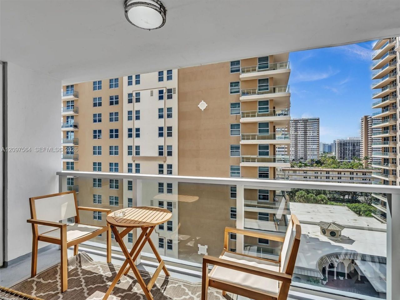 1904 S Ocean Dr , Unit 905, Hallandale Beach, FL 33009 Photo
