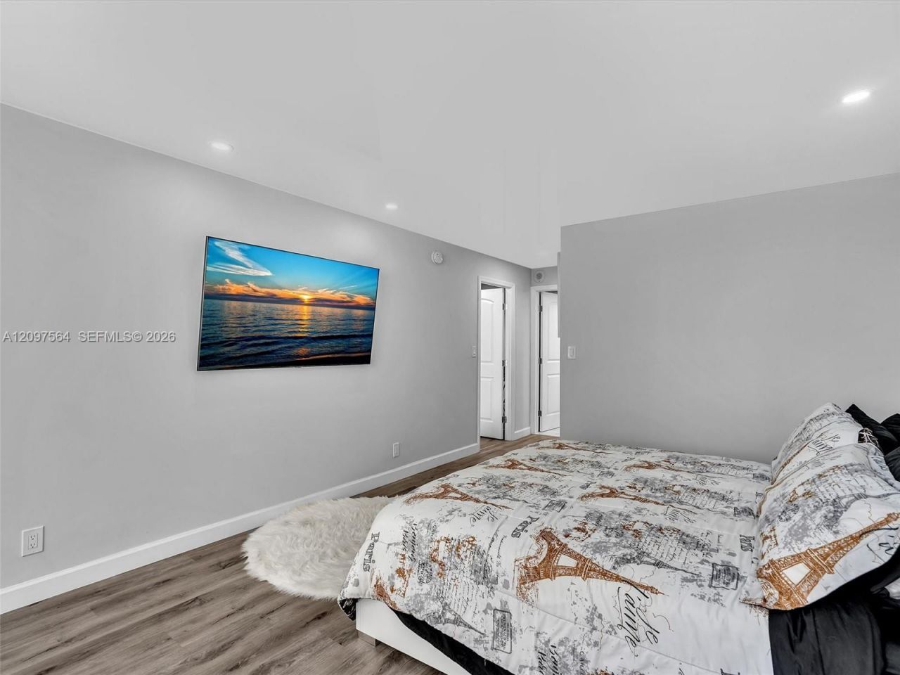 1904 S Ocean Dr , Unit 905, Hallandale Beach, FL 33009 Photo