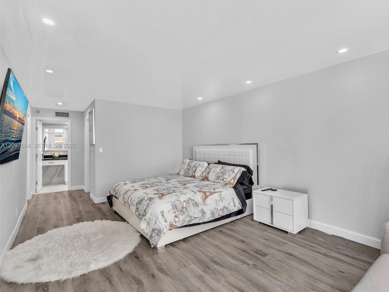 1904 S Ocean Dr , Unit 905, Hallandale Beach, FL 33009 Photo