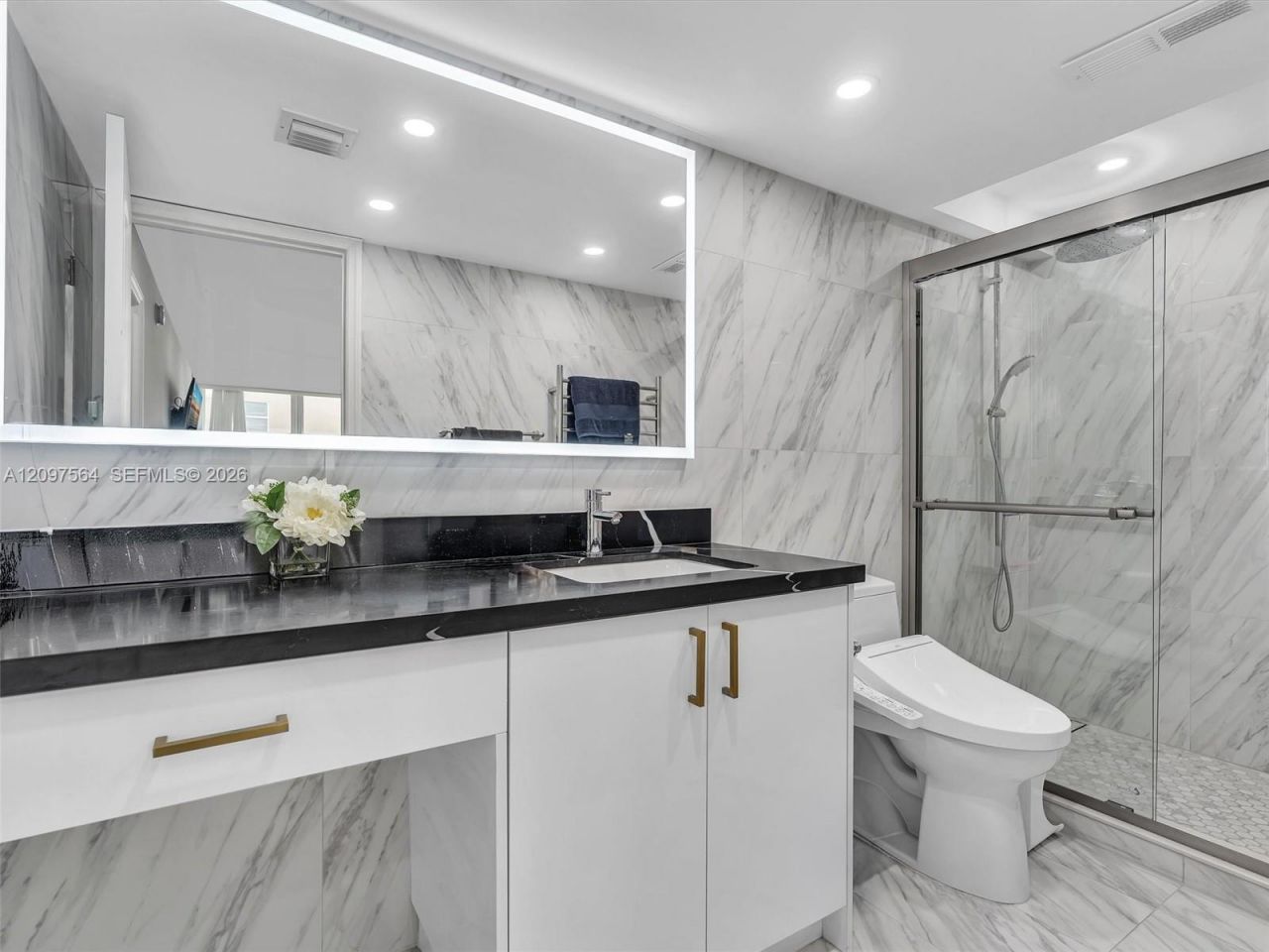 1904 S Ocean Dr , Unit 905, Hallandale Beach, FL 33009 Photo