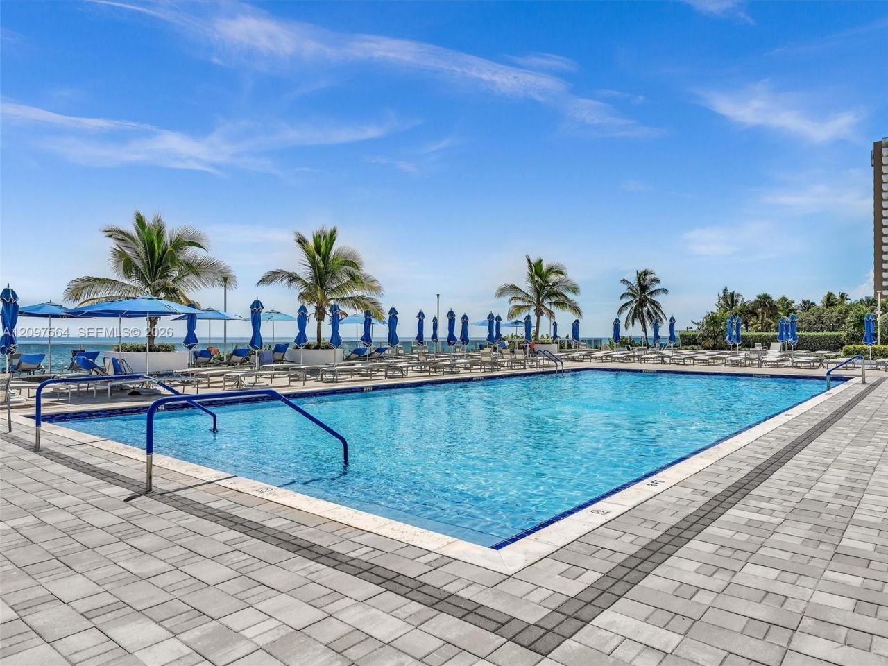 1904 S Ocean Dr , Unit 905, Hallandale Beach, FL 33009 Photo