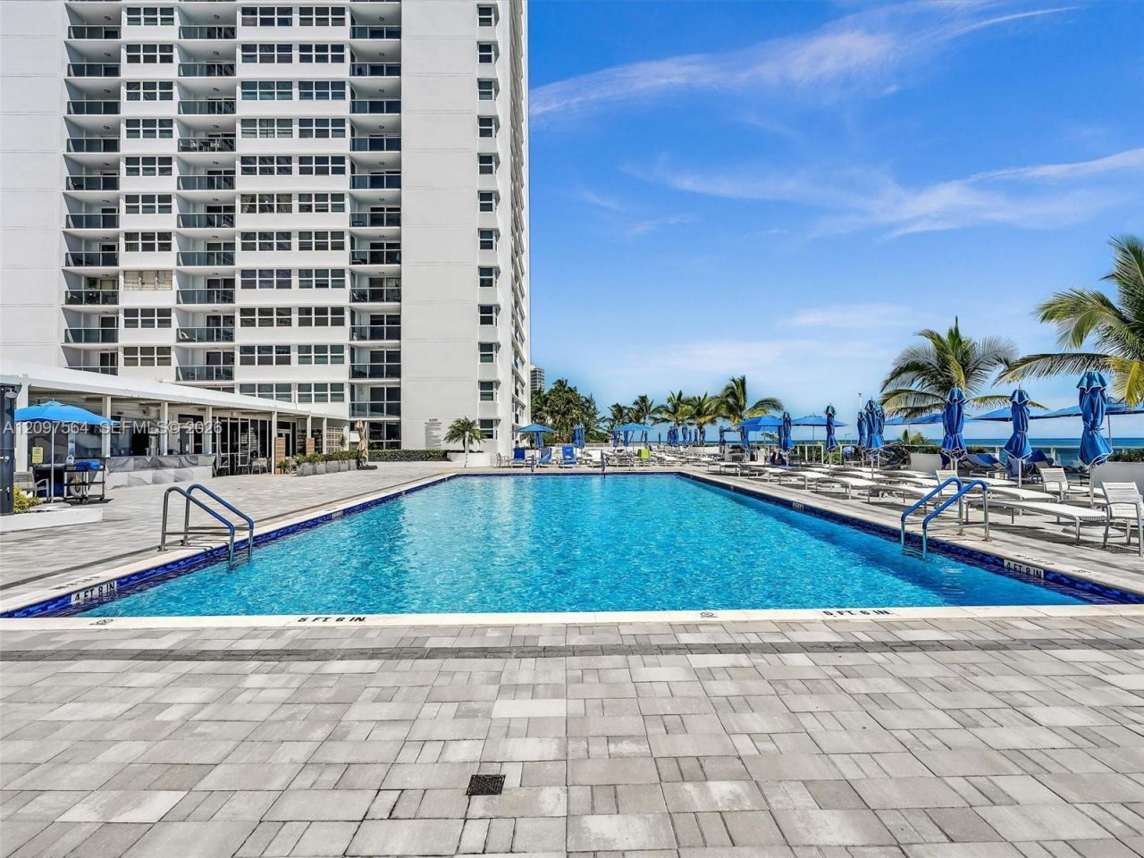1904 S Ocean Dr , Unit 905, Hallandale Beach, FL 33009 Photo