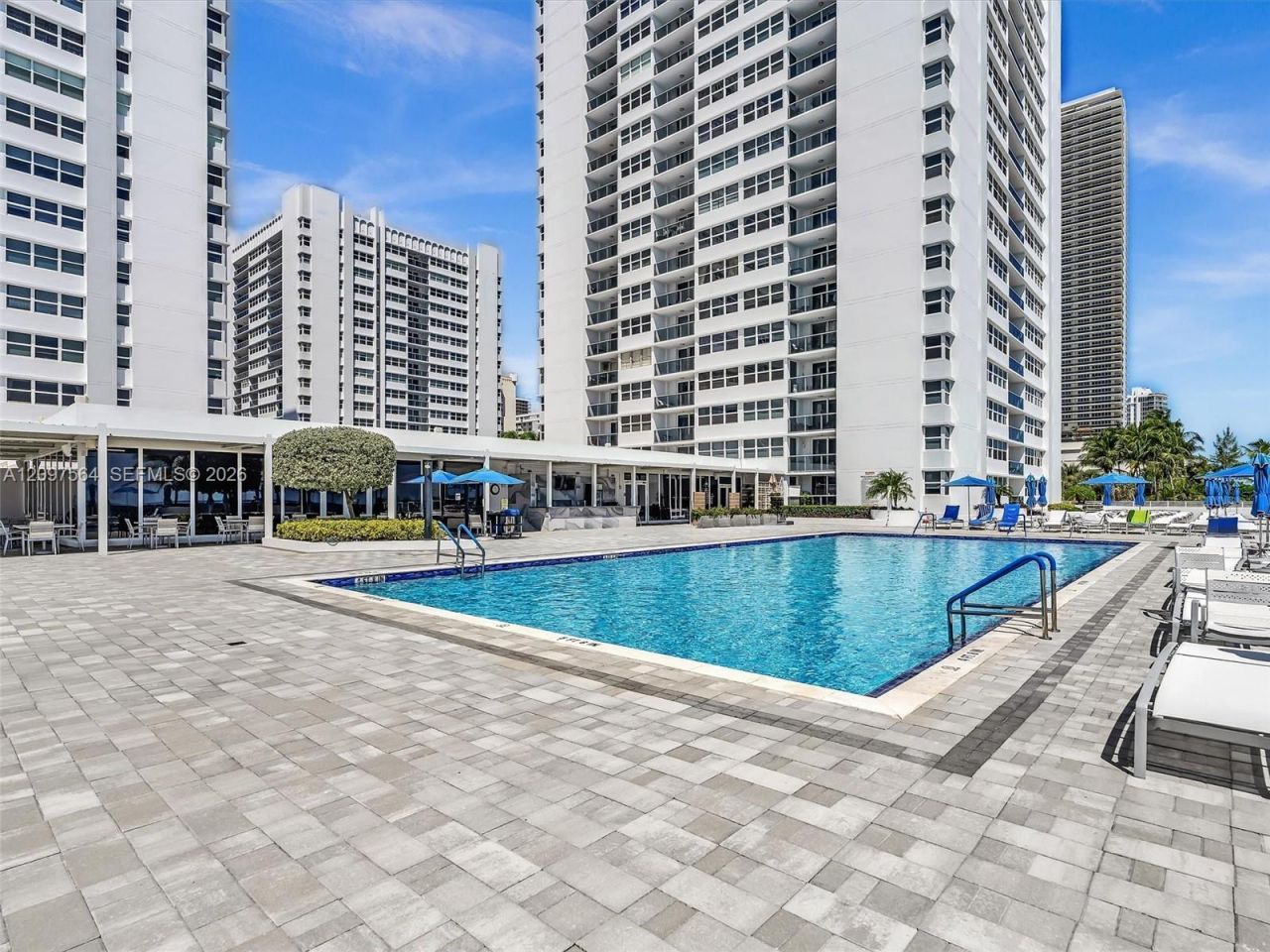 1904 S Ocean Dr , Unit 905, Hallandale Beach, FL 33009 Photo
