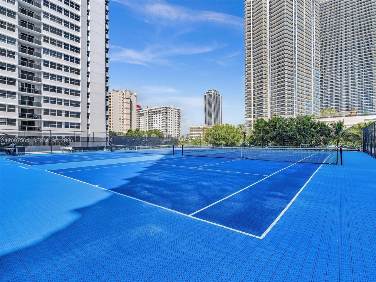 1904 S Ocean Dr , Unit 905, Hallandale Beach, FL 33009 Photo