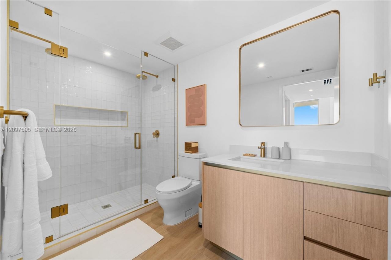 90 NE 32nd , Unit 527, Miami, FL 33137 Photo