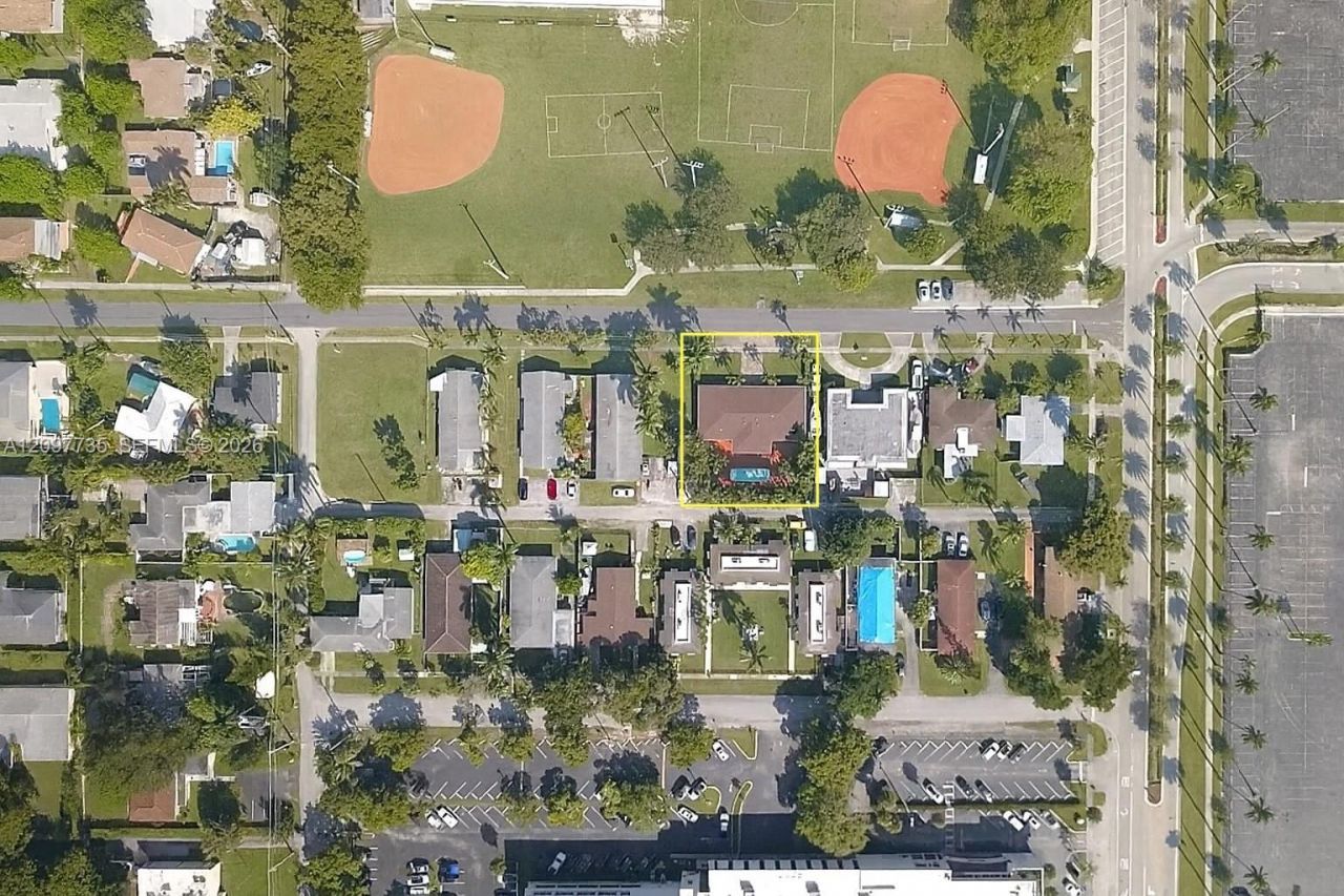 236-238 NE 1st St , Dania Beach, FL 33004 Photo