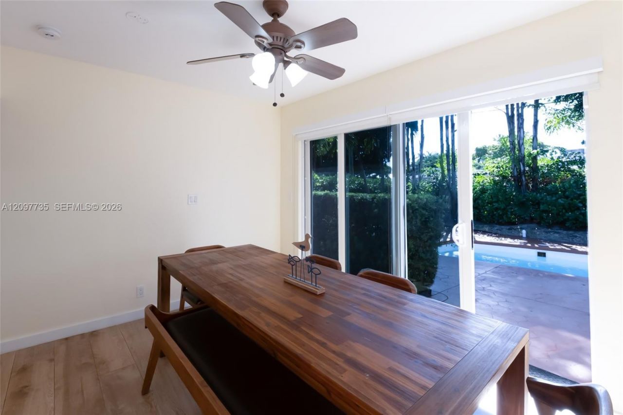 236-238 NE 1st St , Dania Beach, FL 33004 Photo