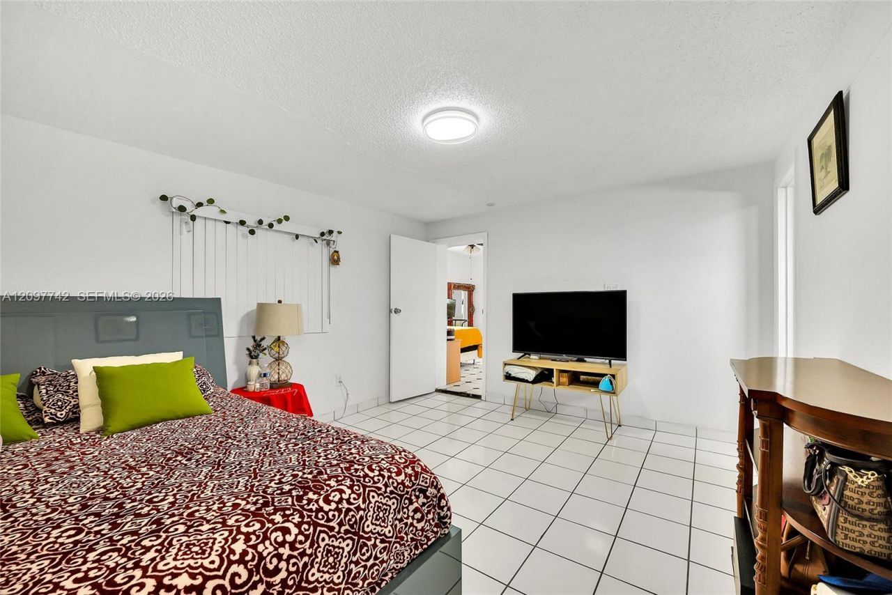 531 NW 35th Ave , Unit 2, Miami, FL 33125 Photo