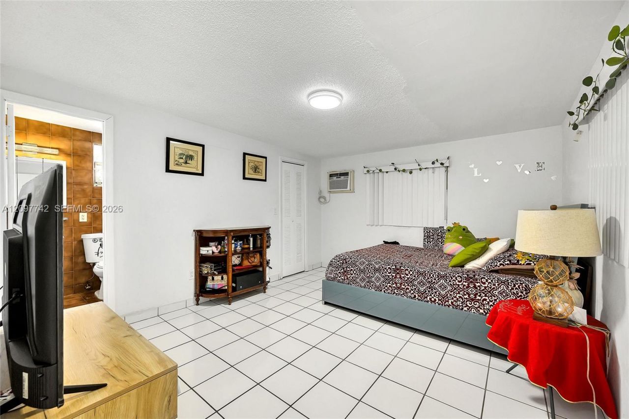531 NW 35th Ave , Unit 2, Miami, FL 33125 Photo