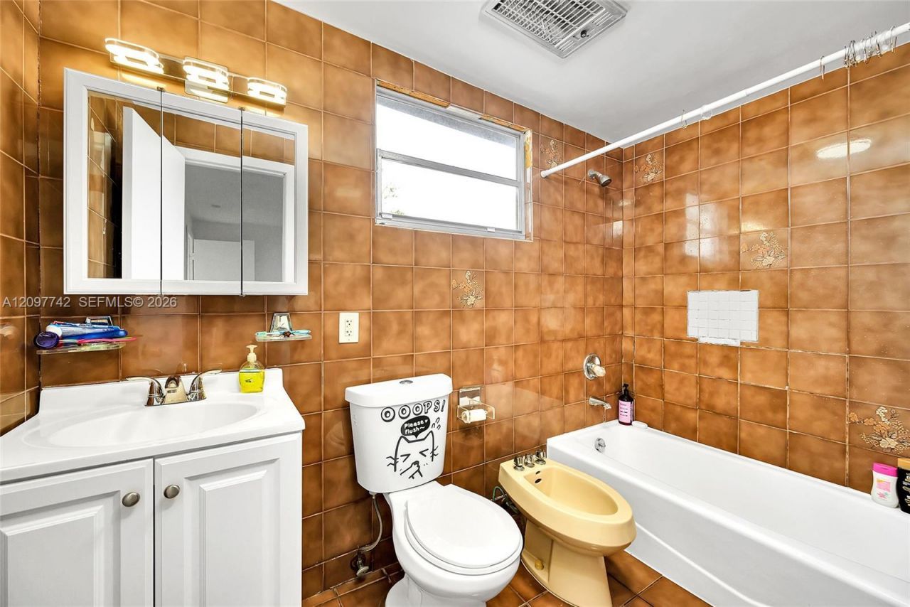 531 NW 35th Ave , Unit 2, Miami, FL 33125 Photo