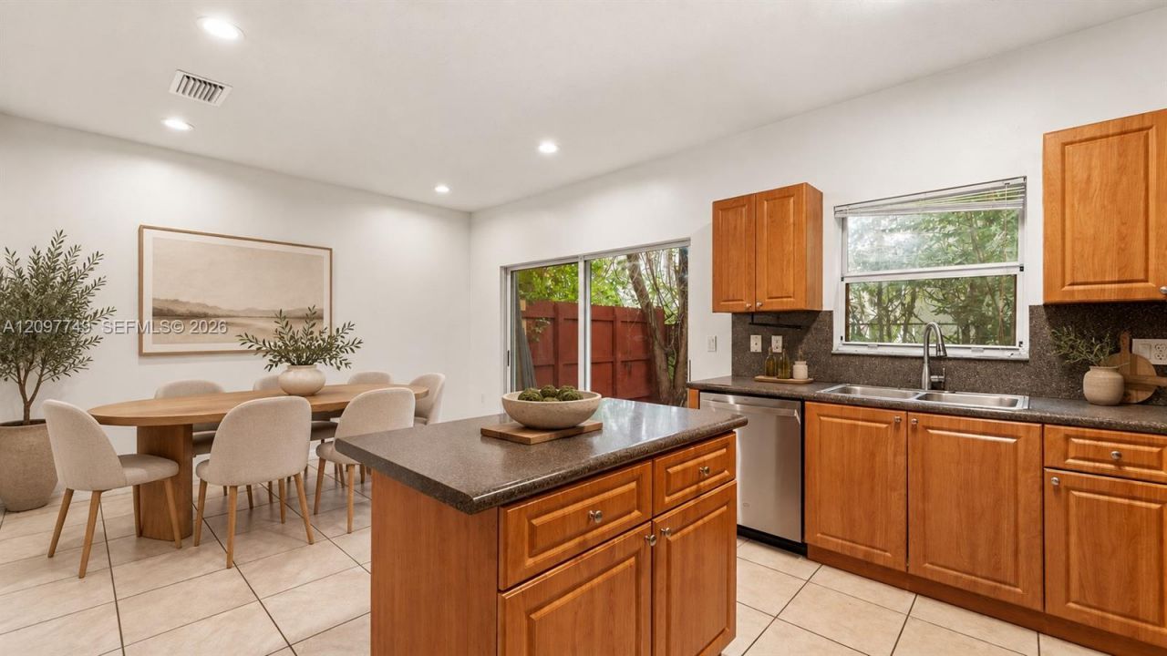 1685 SE 30th St , Homestead, FL 33035 Photo