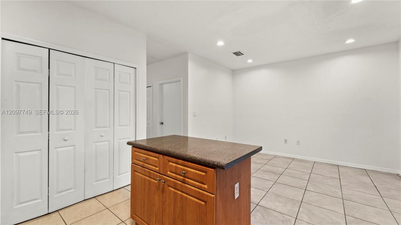1685 SE 30th St , Homestead, FL 33035 Photo