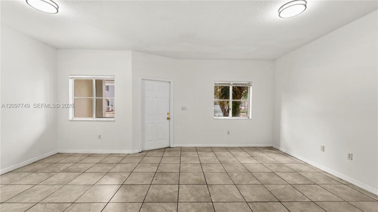1685 SE 30th St , Homestead, FL 33035 Photo