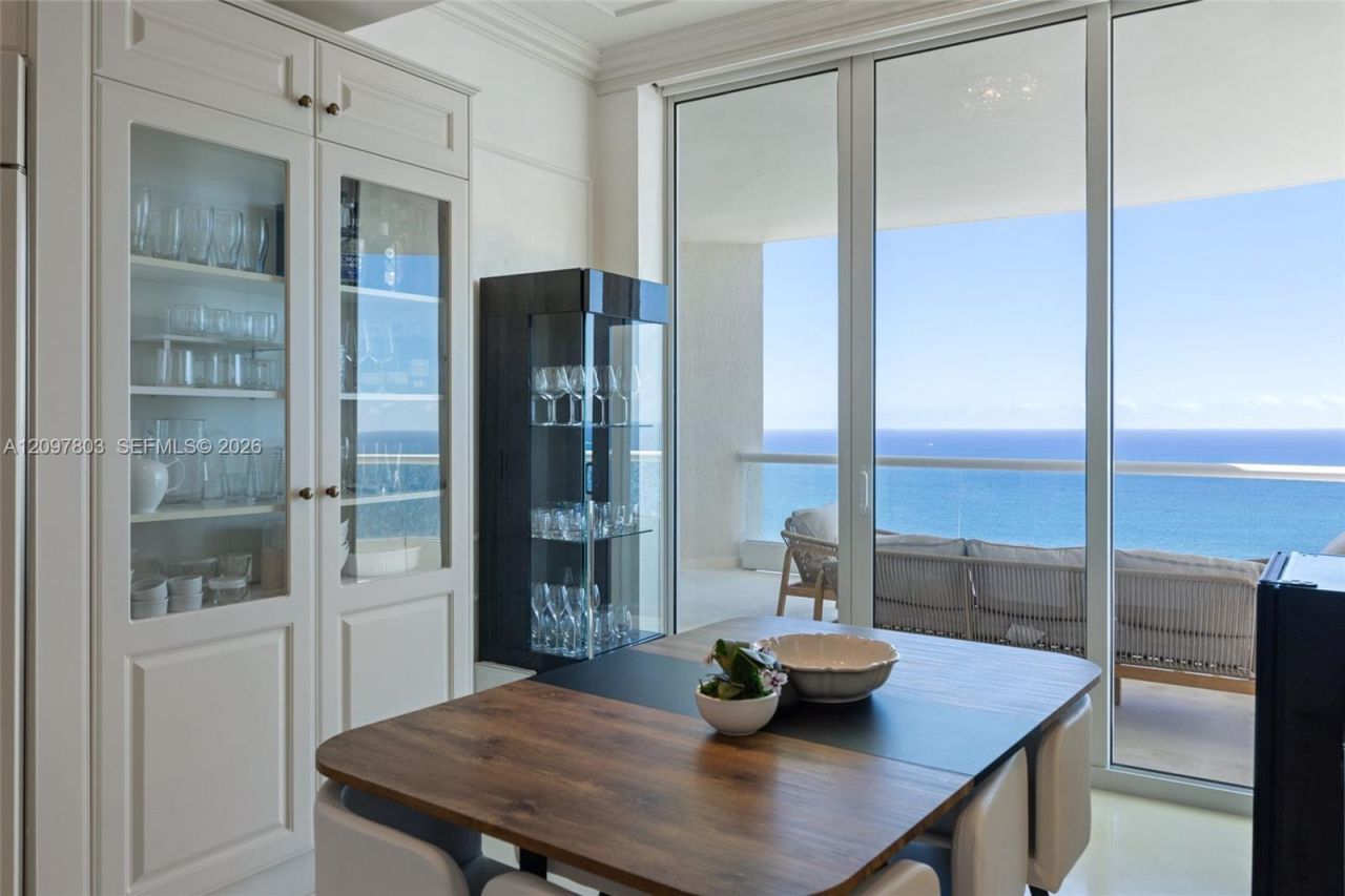 16051 Collins Ave, Unit 2901, Sunny Isles Beach, FL 33160 Photo