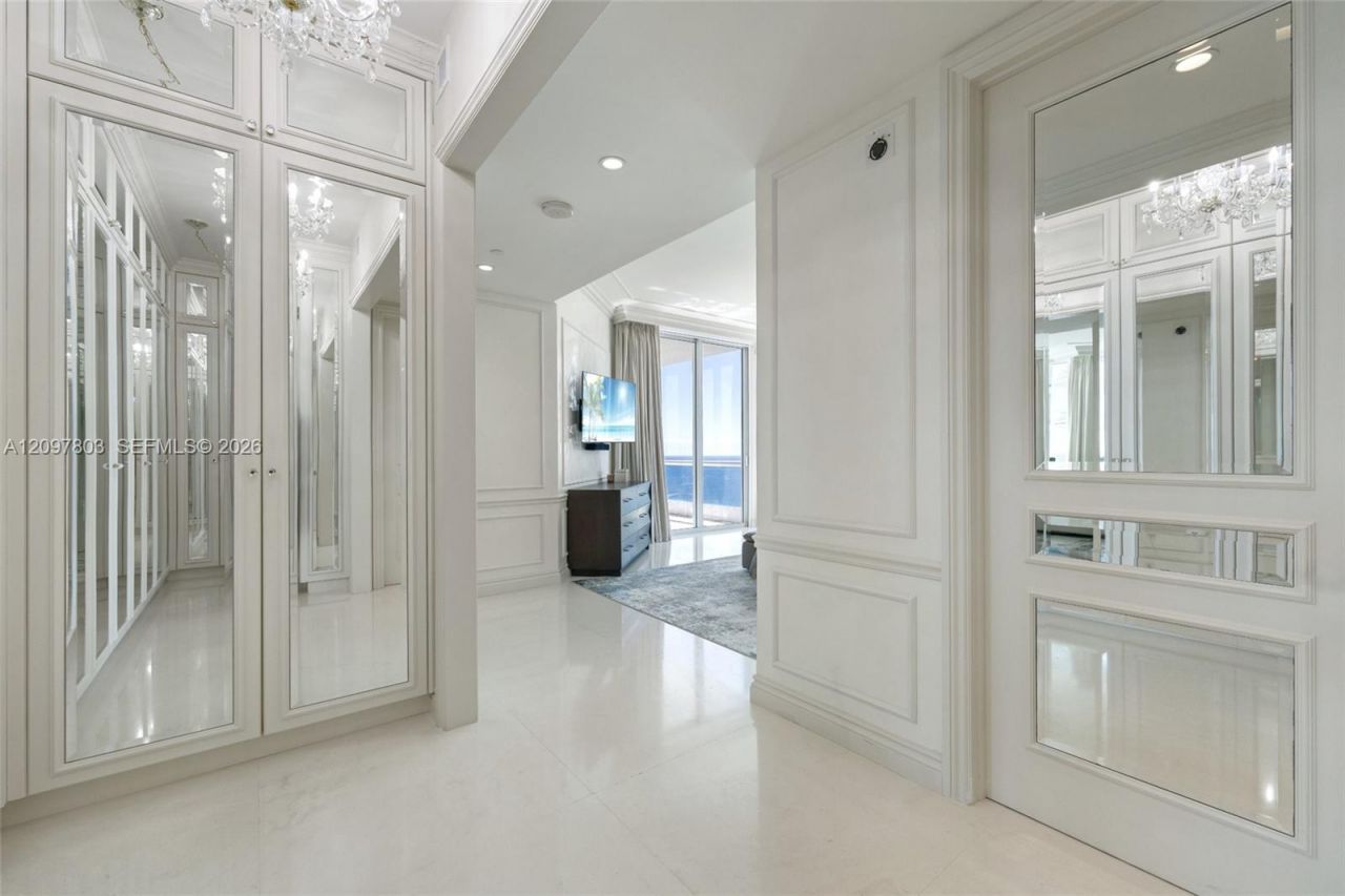 16051 Collins Ave, Unit 2901, Sunny Isles Beach, FL 33160 Photo