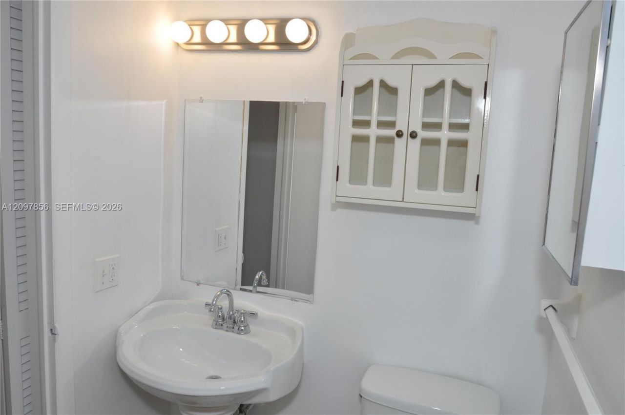 3200 Coral Springs Dr , Unit 211, Coral Springs, FL 33065 Photo