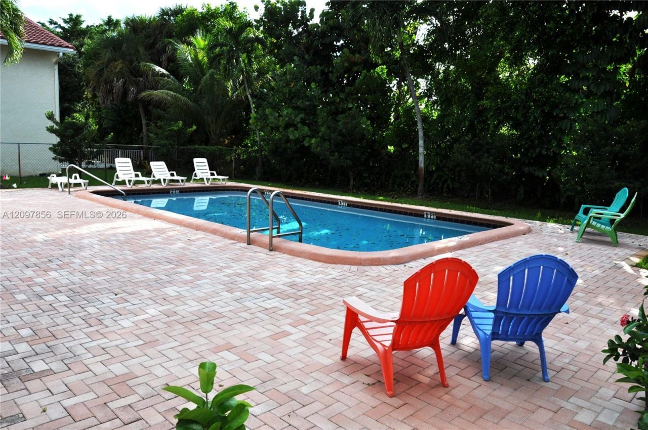 3200 Coral Springs Dr , Unit 211, Coral Springs, FL 33065 Photo