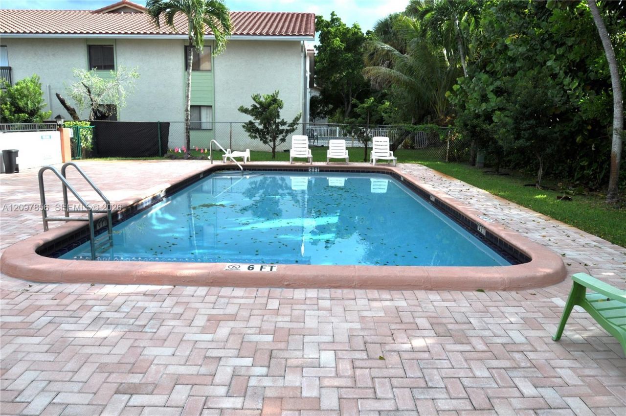 3200 Coral Springs Dr , Unit 211, Coral Springs, FL 33065 Photo
