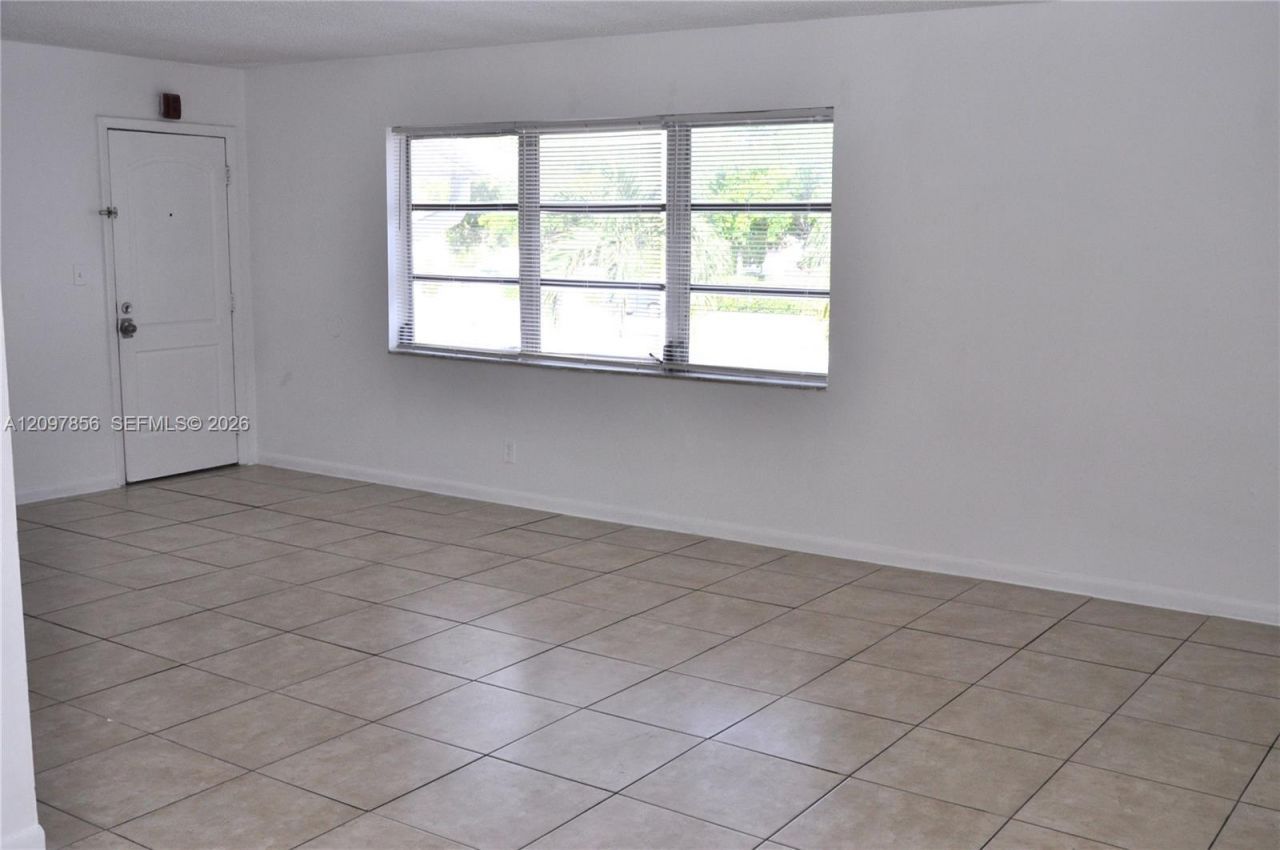 3200 Coral Springs Dr , Unit 211, Coral Springs, FL 33065 Photo