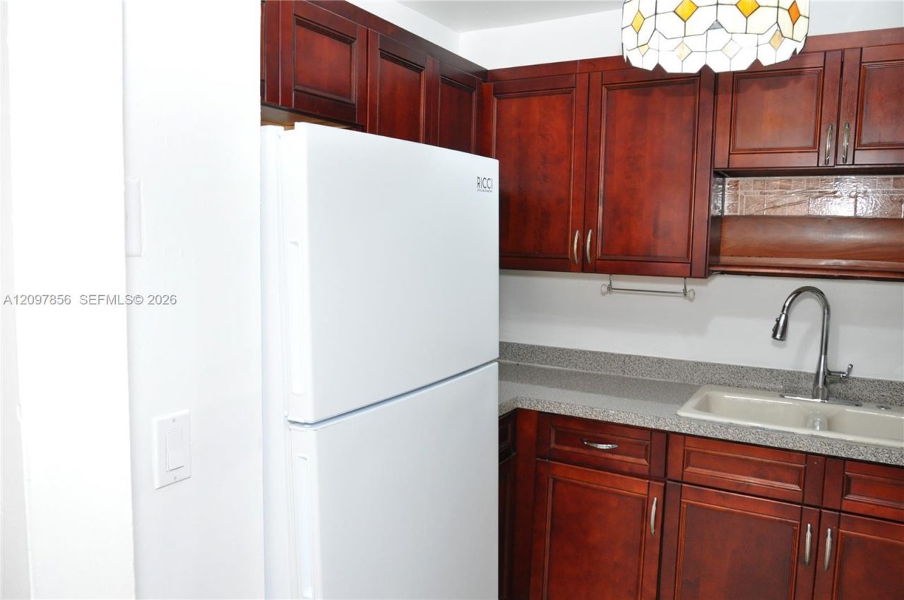 3200 Coral Springs Dr , Unit 211, Coral Springs, FL 33065 Photo